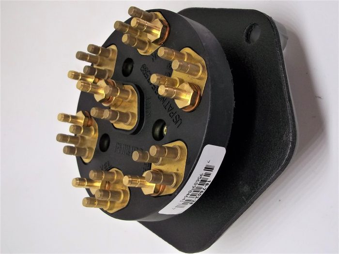 Plastic 7-Way Socket  16-7602-28 - Image 3