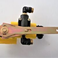 Holland CBX40 Height Control Valve 90560152 | ILoca Services, Inc.