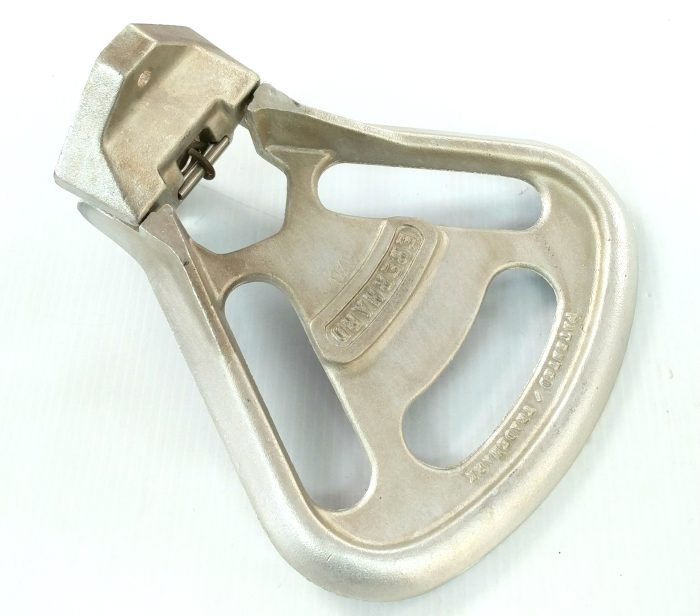 Eberhard Heavy Duty Large Folding Step  606009-02 - Image 3
