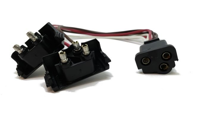 Truck-Lite 94932 Stop/Turn/Tail Plug Y-Splitter/Adapter  50855022 - Image 3