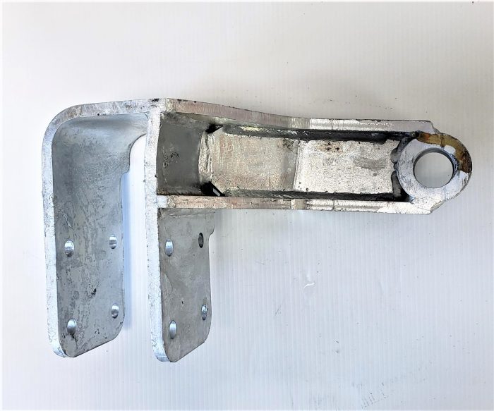 MAC Dump Trailer LH Tailgate Hinge 55002817 - Image 4