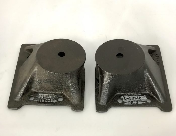 Hendrickson Air Spring Pedestal Mount Kit 2.57" S-27447-2