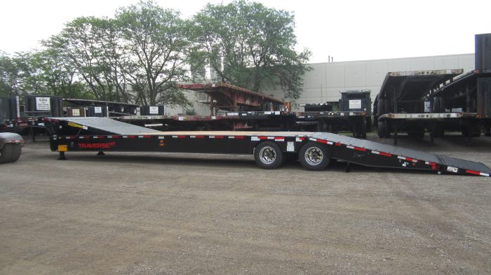 2026 FONTAINE SPECIALIZED TRAVERSE DROP DECK WITH HYDRAULIC TAIL - Image 3