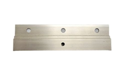 TRAILERBLADE LOWER SKIRT MOUNTING CLIP