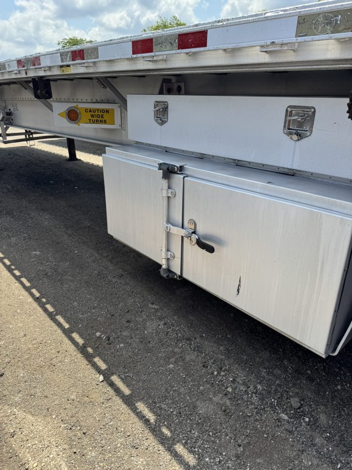 2016 Great Dane All Aluminum Flatbed - Image 13