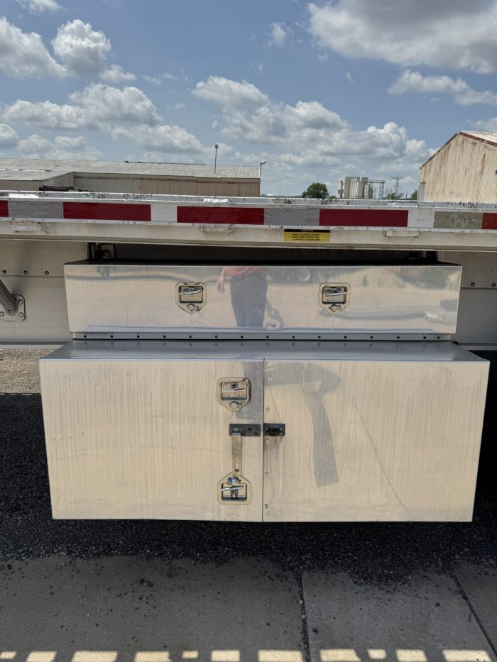 2016 Great Dane All Aluminum Flatbed - Image 13