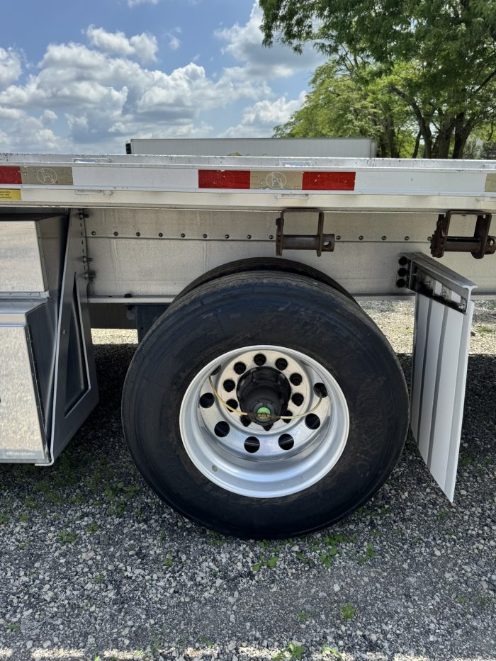 2016 Great Dane All Aluminum Flatbed - Image 14