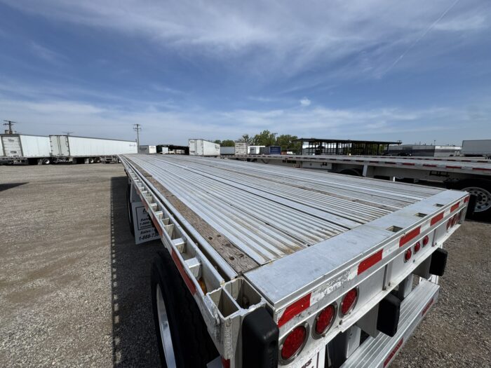 2015 Aluminum MaxMiser Reitnouer Flatbed - Image 9