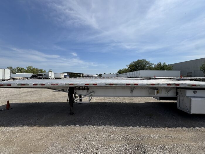 2016 Great Dane All Aluminum Flatbed - Image 11