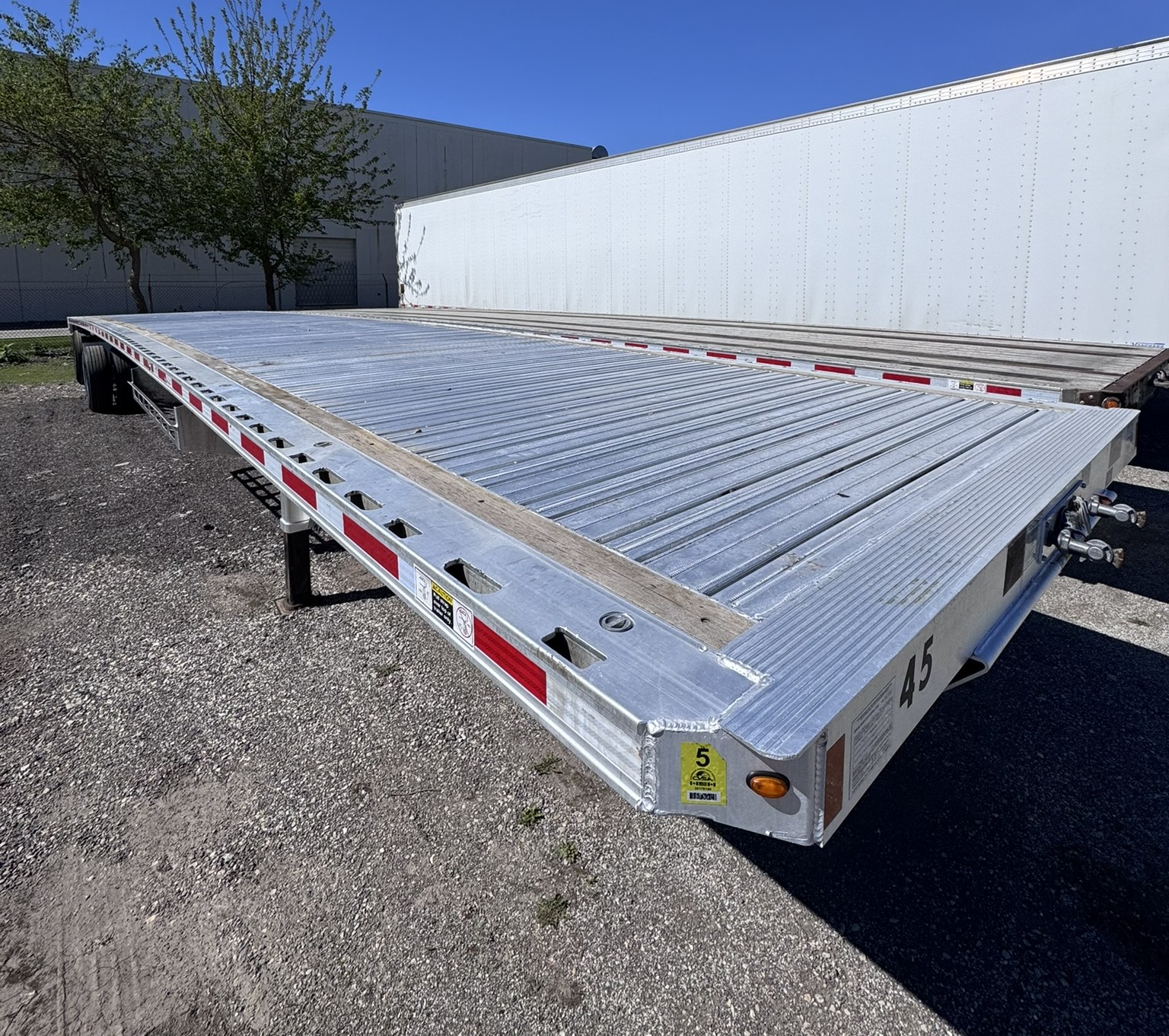 2023 Fontaine Revolution Aluminum Flatbed Trailer 53FT Air Ride Rear Axle Slide