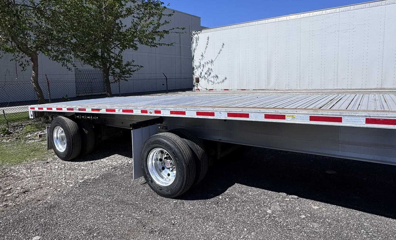 2023 Fontaine Revolution Aluminum Flatbed Trailer 53FT Air Ride Rear Axle Slide
